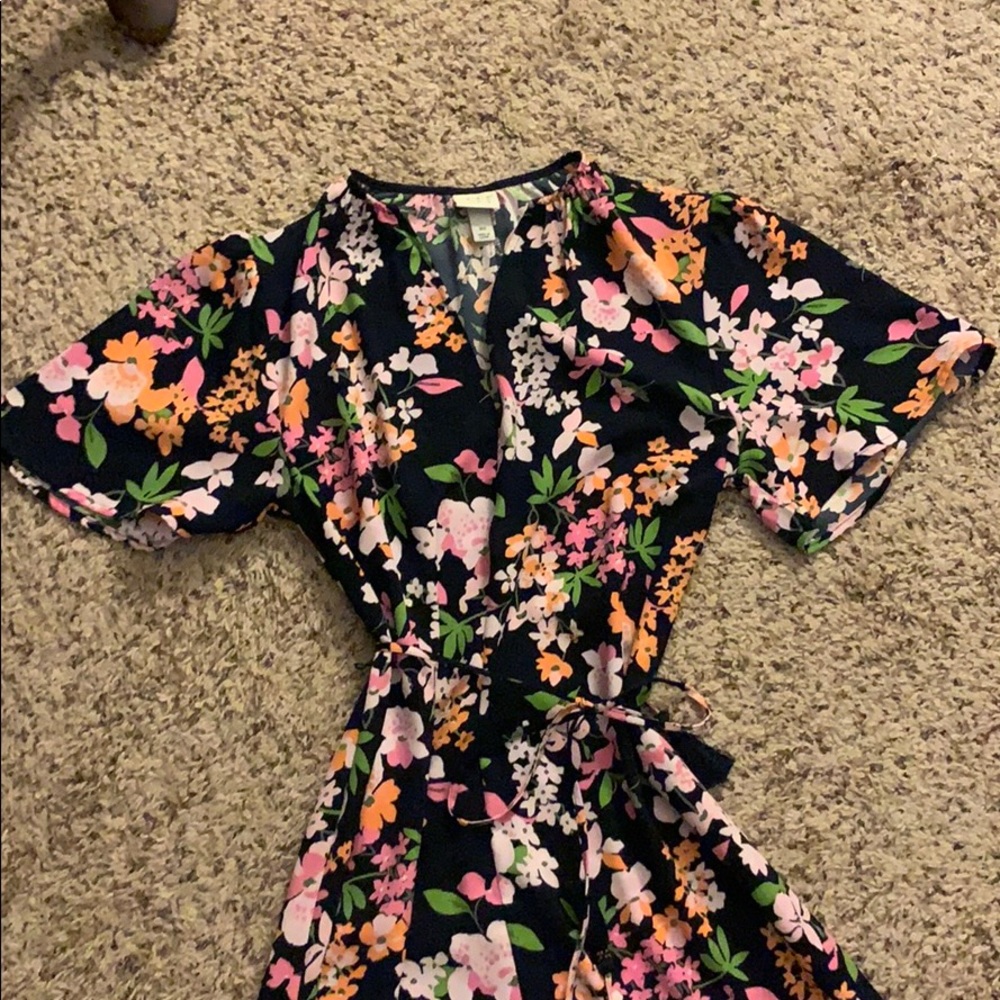 Dress - Picture 2 of 2
